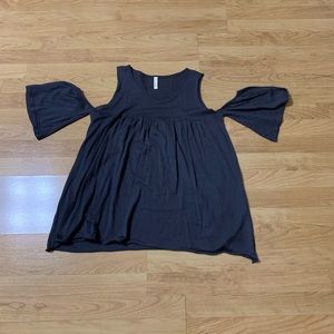 Cold shoulder top